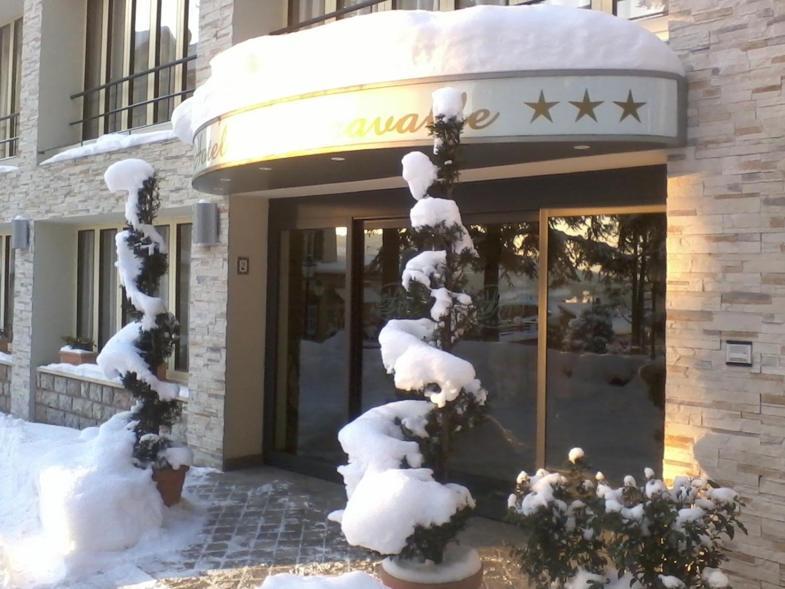 Hotel Miravalle 2000 Лиццано-ин-Бельведере Экстерьер фото